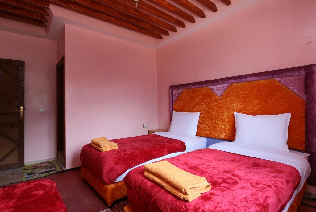 Tamatert Guest House Имлил Екстериор снимка